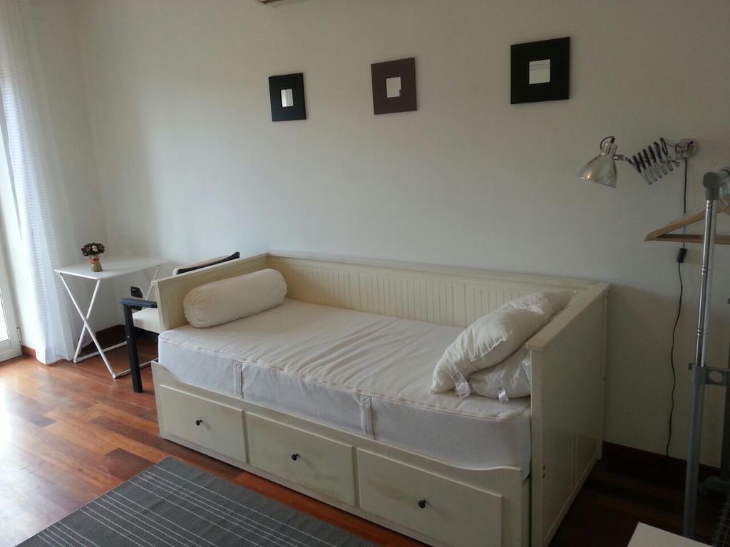 Apartment Oltremarestudios Naples Room photo